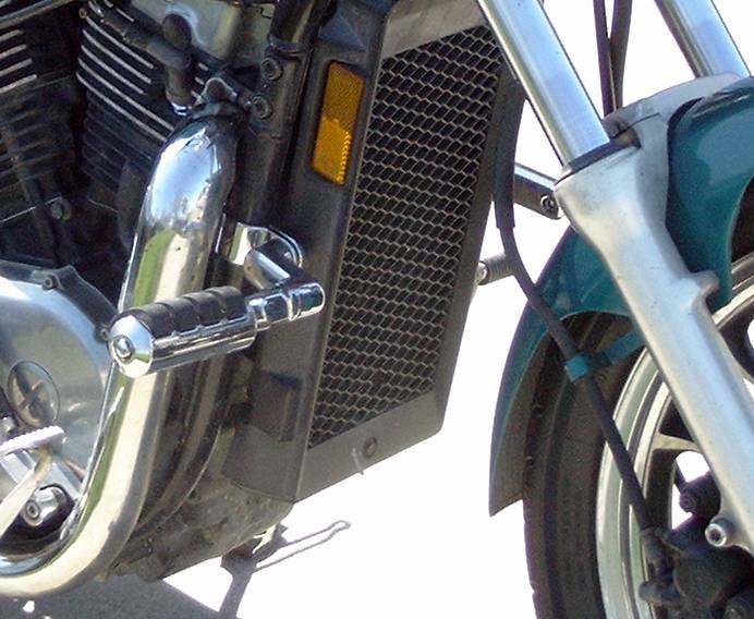 Kuryakyn Large ISO Offset Highway Pegs fit mid 80 s Shadows